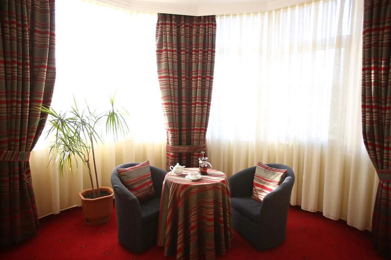 Hotel Continental Vorë