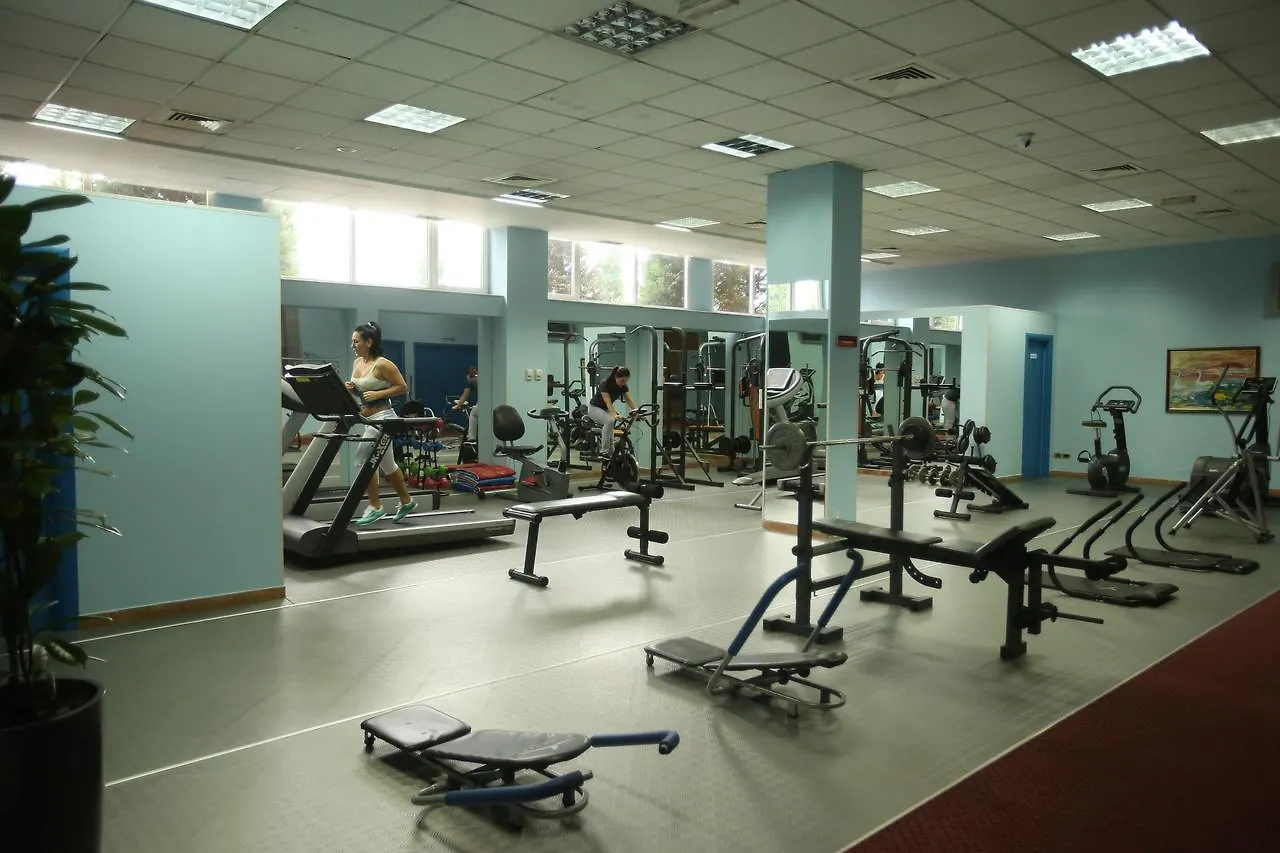 Hotel Continental Vorë Albânia