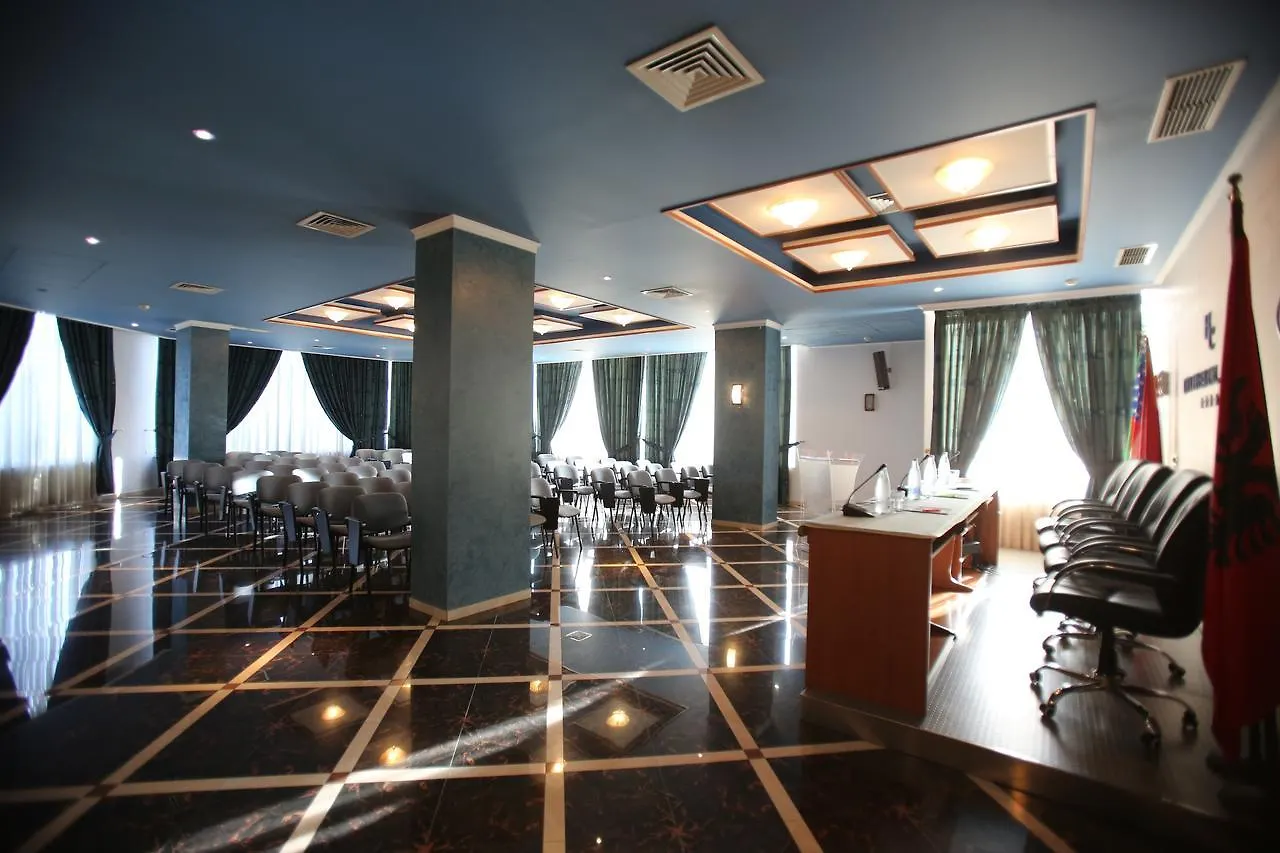 Hotel Continental Vorë 4*,  Albânia